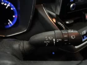 Toyota Corolla-touring-sports thumbnail 11