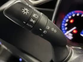 Toyota Corolla-touring-sports thumbnail 42