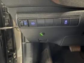 Toyota Corolla-touring-sports thumbnail 51