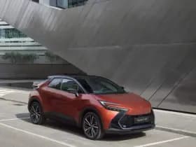 Toyota C-hr thumbnail 8