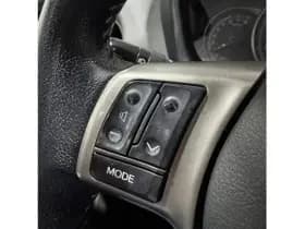 Toyota Yaris thumbnail 25