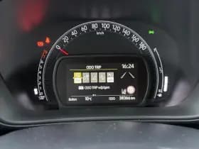 Toyota Aygo thumbnail 3