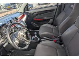 Suzuki Swift thumbnail 11