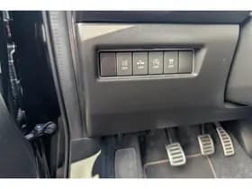 Suzuki Swift thumbnail 16