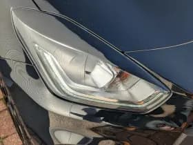 Suzuki Swift thumbnail 4