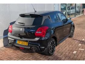 Suzuki Swift thumbnail 8