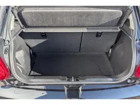 Suzuki Swift thumbnail 10