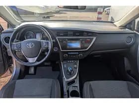 Toyota Auris thumbnail 38