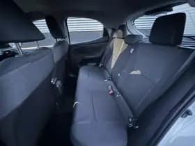 Toyota Yaris thumbnail 16