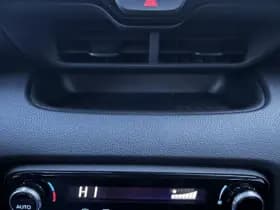 Toyota Yaris thumbnail 31