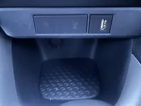 Toyota Yaris thumbnail 33