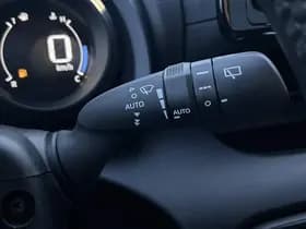 Toyota Yaris thumbnail 65