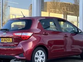 Toyota Yaris thumbnail 11
