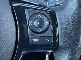 Toyota Yaris thumbnail 45