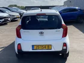 Kia Picanto thumbnail 6