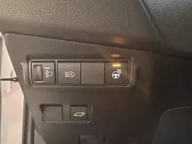 Toyota Corolla-cross thumbnail 34