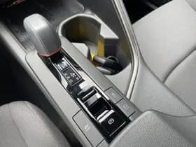 Toyota C-hr thumbnail 29