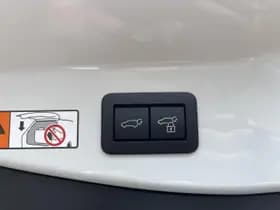 Toyota C-hr thumbnail 32