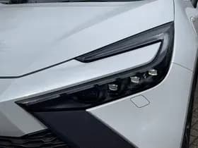 Toyota C-hr thumbnail 43