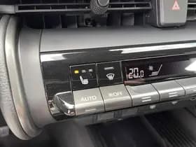 Toyota C-hr thumbnail 59