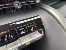 Toyota C-hr thumbnail 60