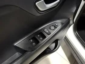 Kia Stonic thumbnail 22