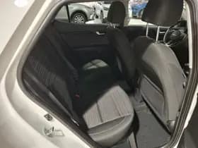 Kia Stonic thumbnail 24