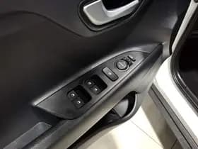 Kia Stonic thumbnail 46