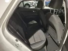 Kia Stonic thumbnail 48