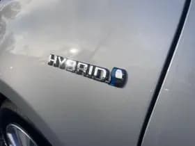 Toyota Yaris thumbnail 4