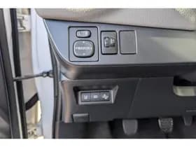 Toyota Yaris thumbnail 18