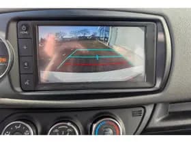 Toyota Yaris thumbnail 25