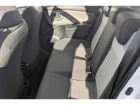 Toyota Yaris thumbnail 47