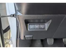 Toyota Yaris thumbnail 51