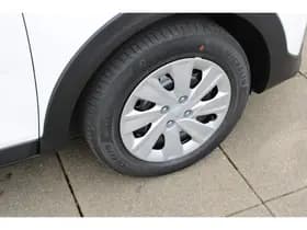 Kia Stonic thumbnail 44