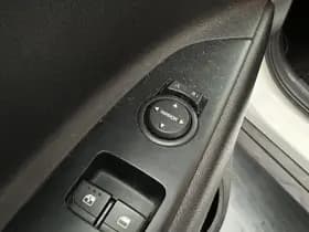 Kia Stonic thumbnail 3