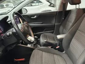 Kia Stonic thumbnail 25