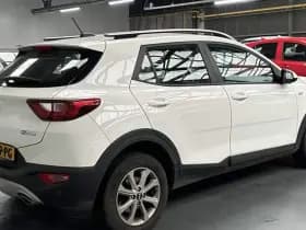 Kia Stonic thumbnail 46