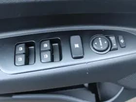 Kia Stonic thumbnail 51