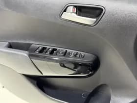 Kia Picanto thumbnail 12