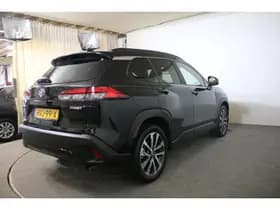 Toyota Corolla-cross thumbnail 14
