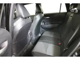 Toyota Corolla-cross thumbnail 6