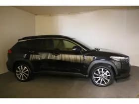 Toyota Corolla-cross thumbnail 9