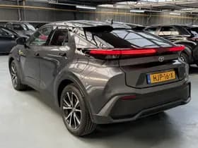 Toyota C-hr thumbnail 26