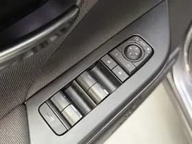 Toyota C-hr thumbnail 37