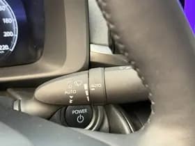 Toyota C-hr thumbnail 39