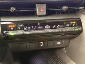 Toyota C-hr thumbnail 49