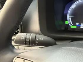 Toyota C-hr thumbnail 9