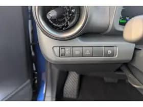 Toyota C-hr thumbnail 23