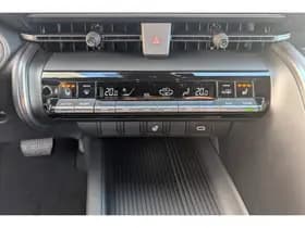 Toyota C-hr thumbnail 59